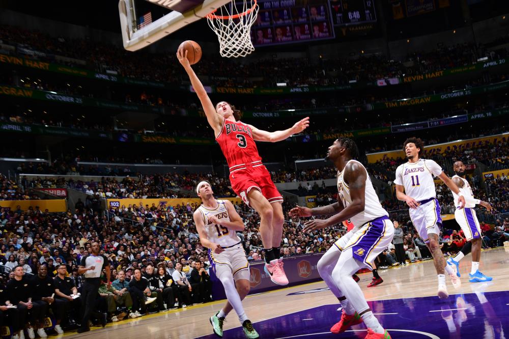 阿隆索难镇住更衣室：皇马是否需要重建？弃用功勋主帅要付出代价？